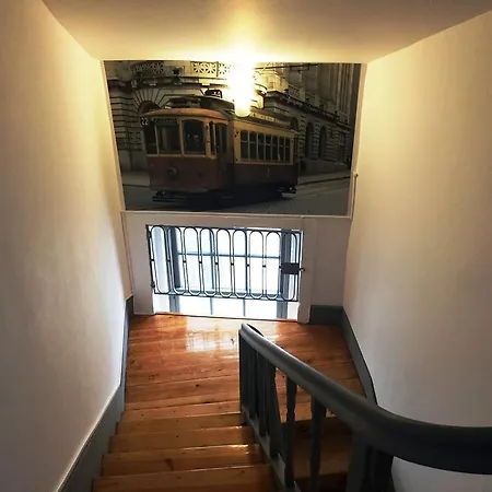 Housetik Loios Porto